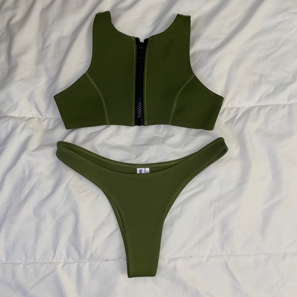 NWT HOAKA BIKINI - Picture 1 of 5